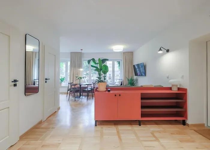 Apartamento Cityscape Haven: Urban Retreat *